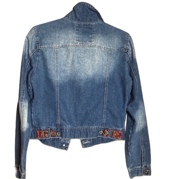 MUDD jean denim jacket tribal pattern back buckles distressed light wash Size L - Picture 2 of 7